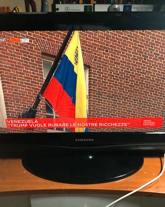 Samsung tv 26 pollici