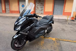 YAMAHA TMAX 530 – 2014 – 13.412 KM