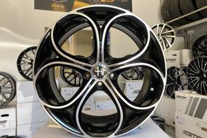 Cerchi Alfa Romeo raggio 18 NUOVI cod.83472