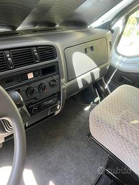 Camper puro Peugeot 2.5 turbo diesel