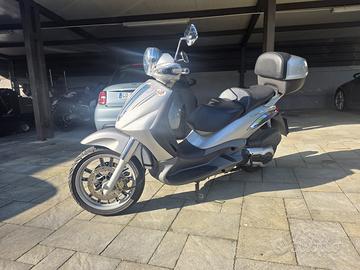 Piaggio beverly 500