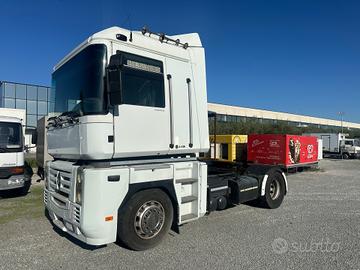 Renault magnum 440 dxi