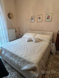 Letto matrimoniale velluto/ ciniglia panna