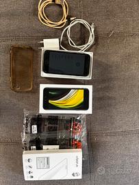Iphone SE 128gb  2020 + kit vetri riserva