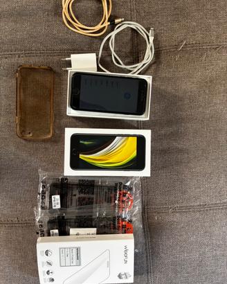 Iphone SE 128gb  2020 + kit vetri riserva