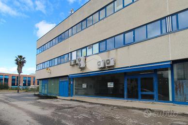 MULTILOCALE A SAN BENEDETTO DEL TRONTO