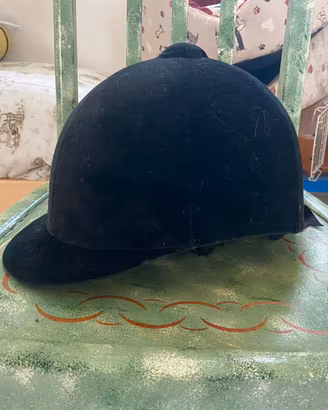 CASCHETTO EQUITAZIONE USATO POCHISSIMO