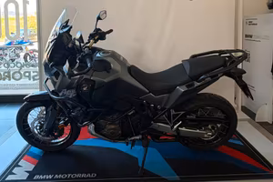 Honda CRF1100L Africa Twin-2025