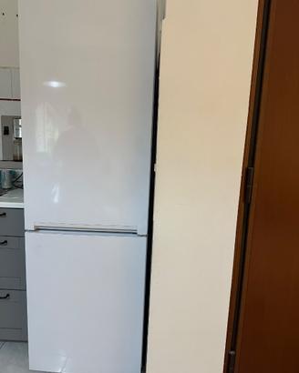 FRIGORIFERO IKEA VINDÅS – COME NUOVO