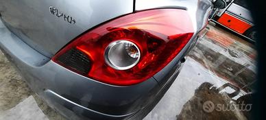 OPEL CORSA 2012 - STOP POSTERIORE DESTRO