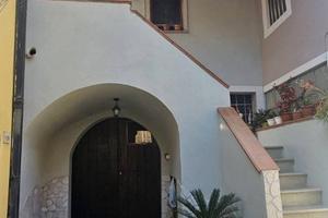 100 mq con box tavernetta e terrazzo