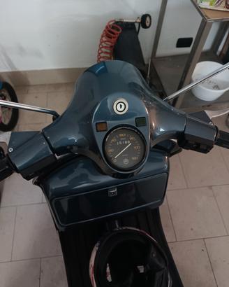 Piaggio vespa px 200E