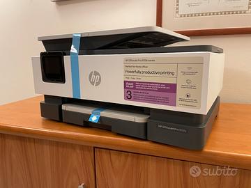 Stampante HP 8122e