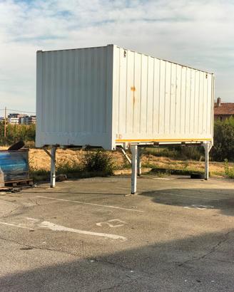 container 