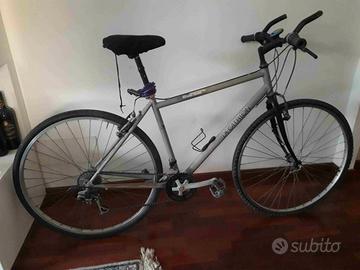 Decathlon Riverside 1 Men 28'' trekking