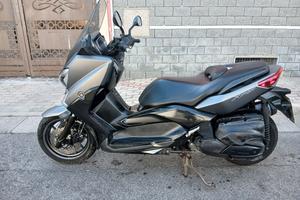 Yamaha X-MAX 400 ABS