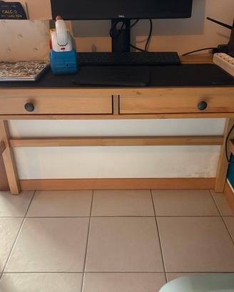 Scrivania Hemnes ikea legno