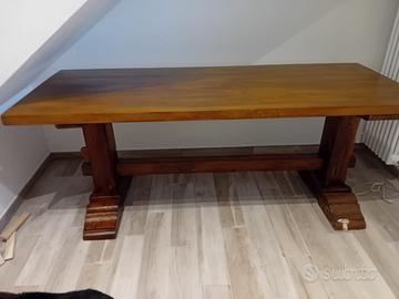Tavolo in massello