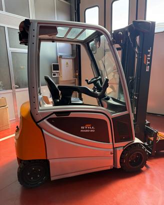 Muletti carrelli elevatori