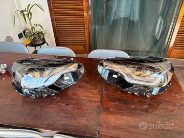 Coppia fari anteriori Bmw serie 2 g42, originali