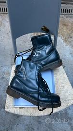 Dr. Martens 8 Eye Boot Pelle Blu Scura - Ottimi 38