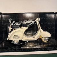 Vespa 150 VL1T (1955) New-Ray 1:6