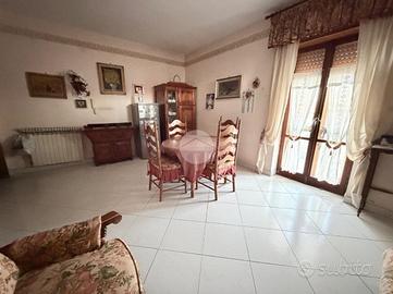 3 LOCALI A MARANO DI NAPOLI