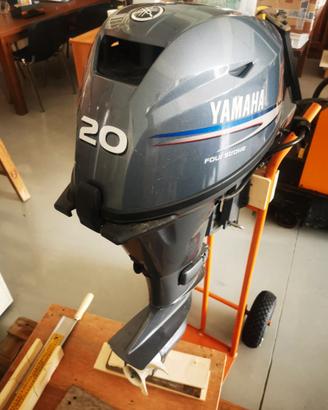 Zodiac Futura MK II e fuoribordo Yamaha da 20 CV