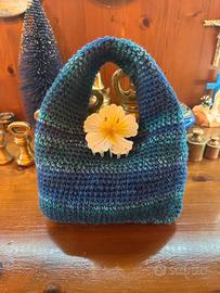 Mini bag artigianale realizzata interamente a mano