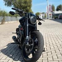 Harley-Davidson V-Rod Custom