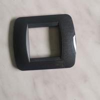 telaio e placca living light 2 posti 