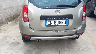 Auto DACIA DUSTER- incidentata