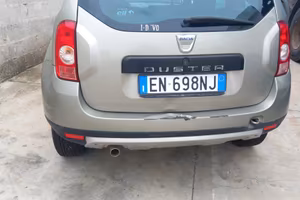 Auto DACIA DUSTER- incidentata