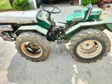Trattore Adriatica 30cv con attrezzi vari
