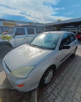 Ford focus 1 serie Ghia