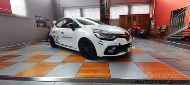 Renault Clio 1.6 TCe 220cv Energy RS Trophy EDC