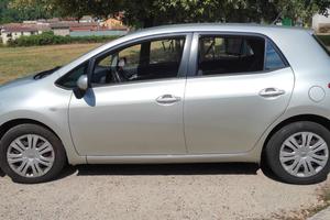 TOYOITA Auris I 2007 5p 1.6 dual Sol m-mt