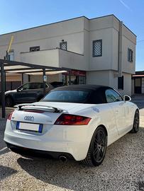 Audi TT 2.0 TFSI (S-line) 211cv - 2013 - Roadster