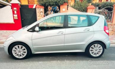 Classe A 180D elegance