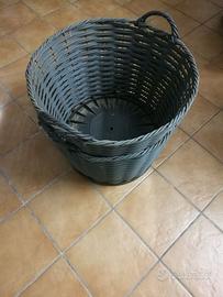 ceste in plastica intrecciata