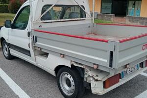 Citroen Berlingo autocarro