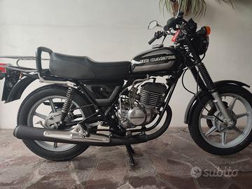 Moto HD Cagiva 350 sst