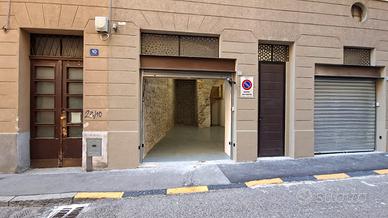 Box doppio soppalcato,Piazza Ospedale