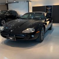Jaguar XK8 4.0 Coupé 284cv ASI - 1998