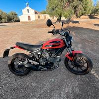 Ducati Scrambler Sixty2