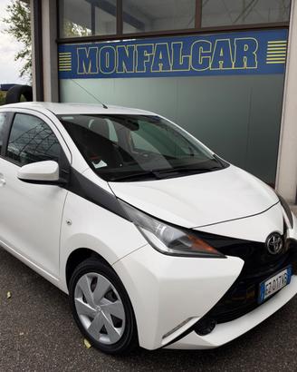 Toyota Aygo 1.0 69 CV x-play