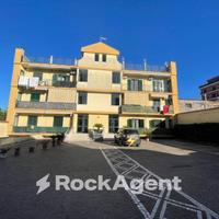 APPARTAMENTO CON BOX AUTO