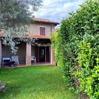 Casa semi-indipendente in sasso
