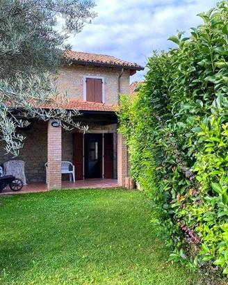 Casa semi-indipendente in sasso