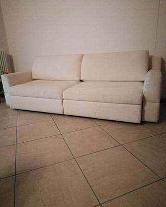 DIVANO LETTO 